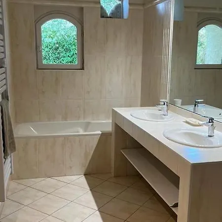 Сasa de vacaciones Domaine Sur Les Coteaux De Loupiac